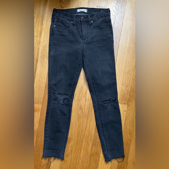 Madewell 9” High-Rise Skinny Distressed Gray Jeans Size 26 - Picture 1 of 9